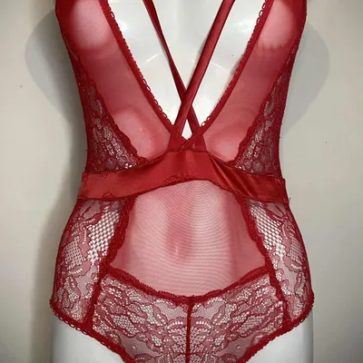 Magnifique bodies sexy rouge undiz taille M